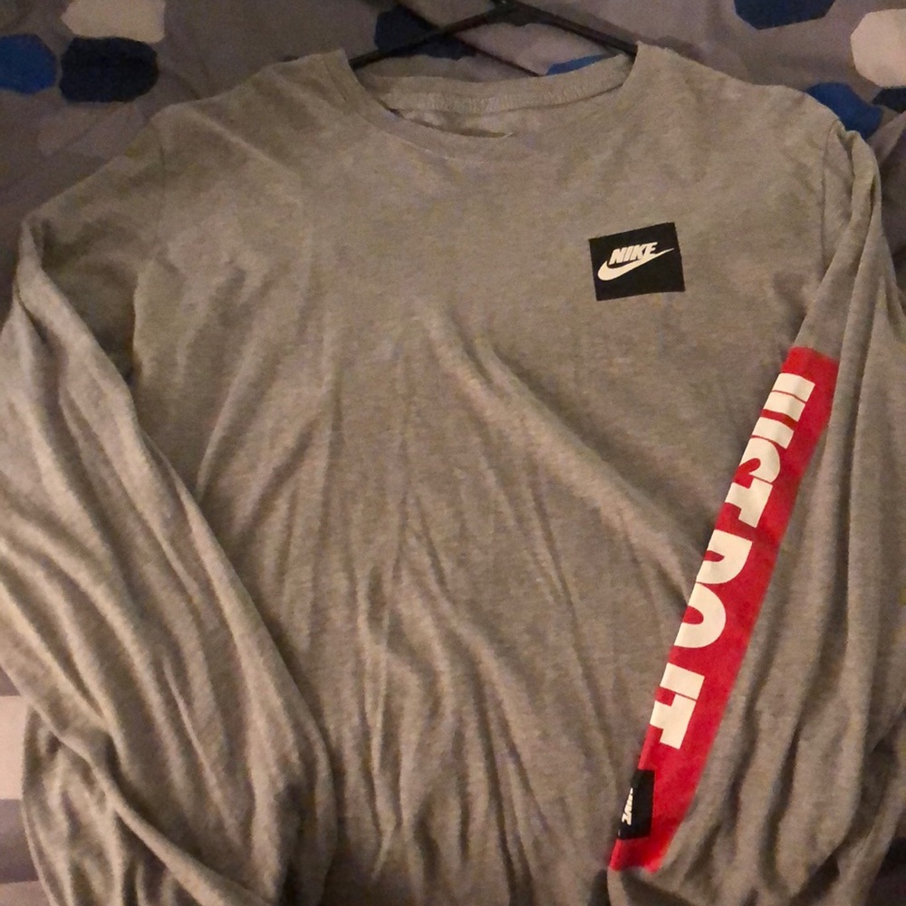 Nike grey long sleeve tee